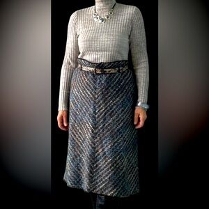 Kenneth Cole Tweed midi Skirt Size 14 EUC wool blend (60% wool)